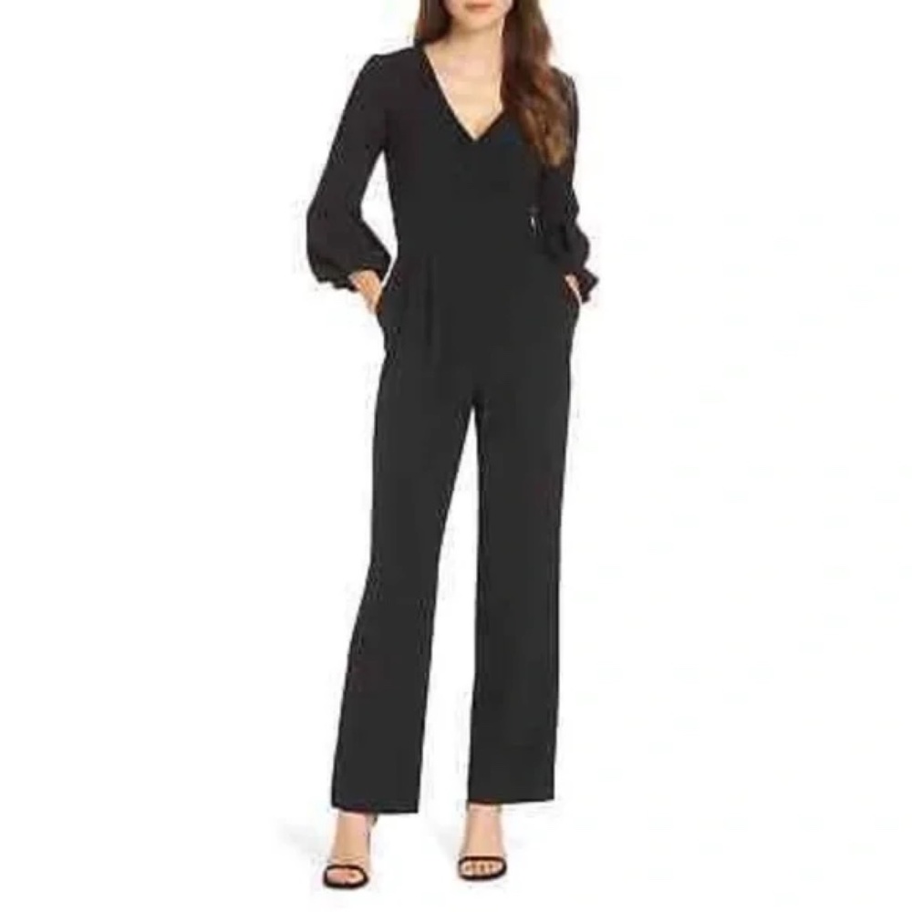 Vince Camuto V-Neck Balloon Cuff Crepe Jumpsuit Size 6